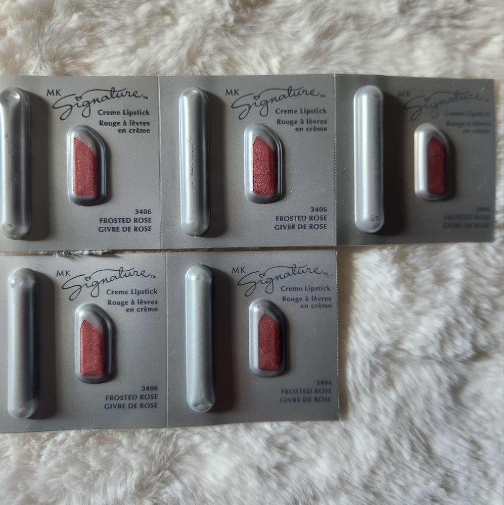 🆕️MK💄Frosted Rose (5 Samples)💋💋
